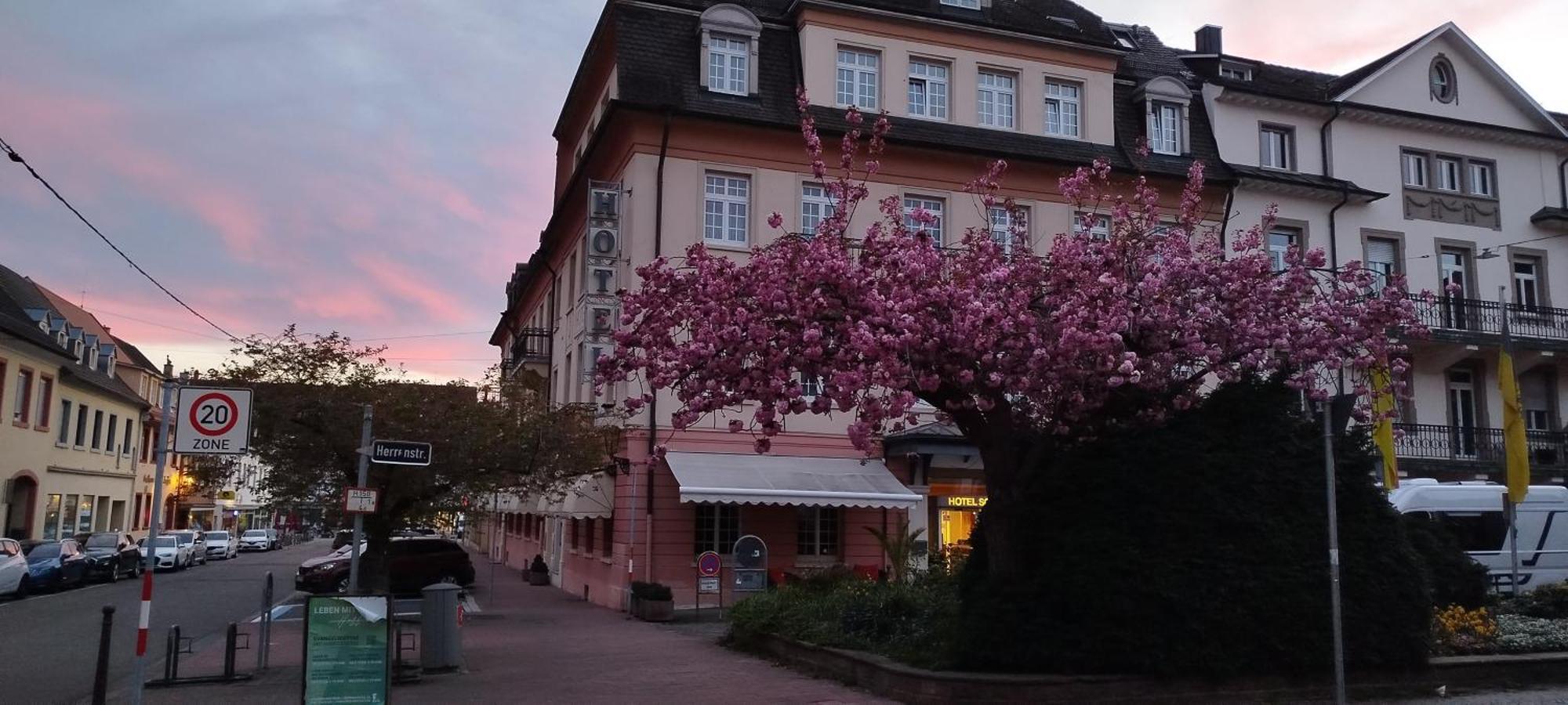 Hotel Schwert Ращат Екстериор снимка