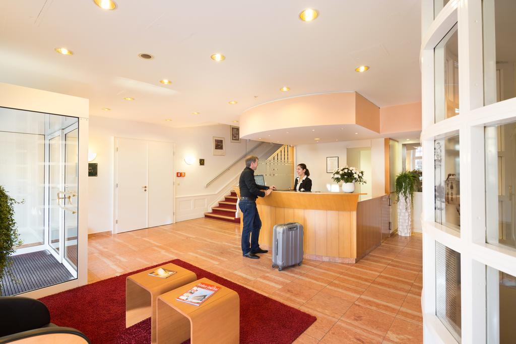 Hotel Schwert Ращат Екстериор снимка